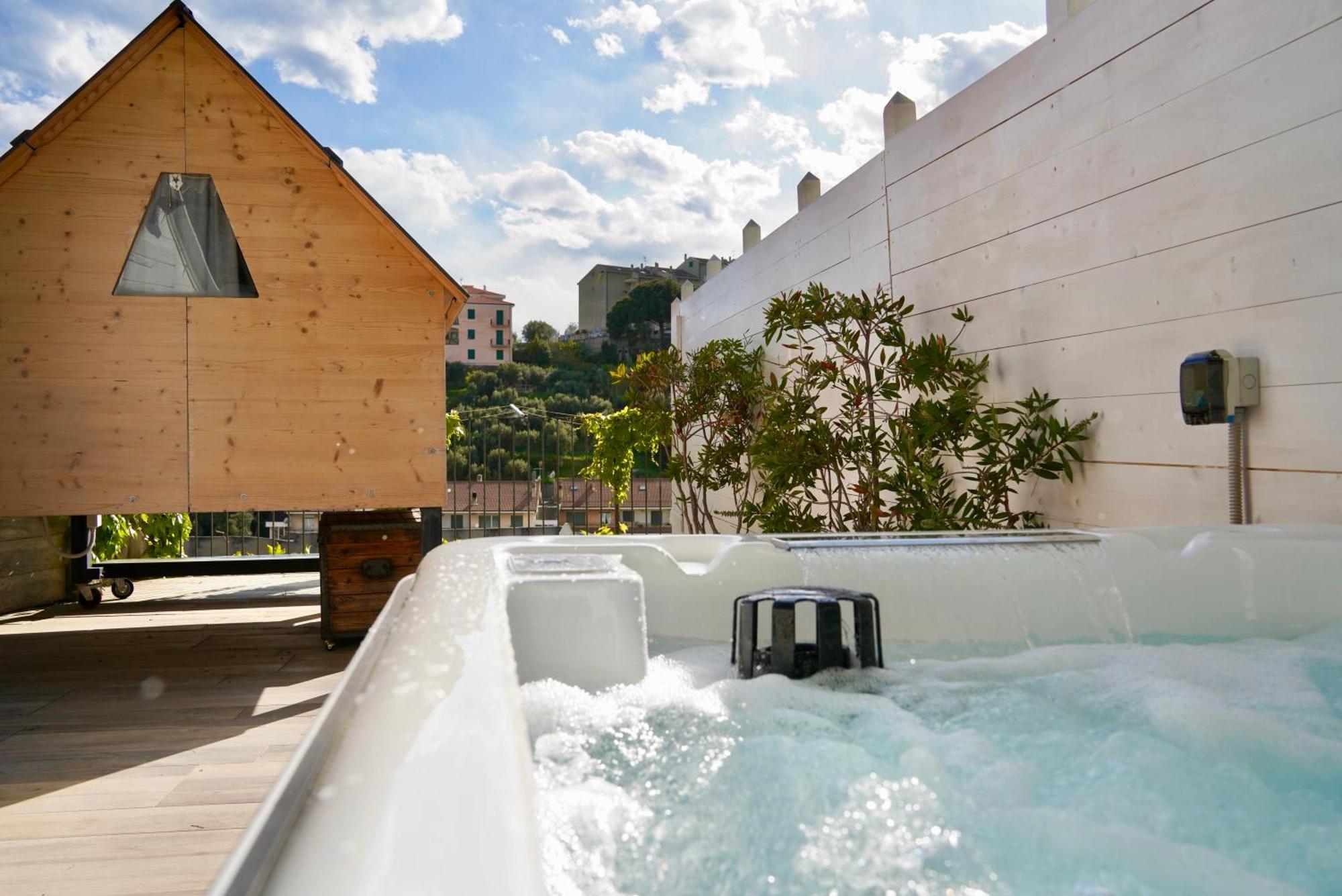 Starsbox Jacuzzi Privata E Piscina Vista Mare Ξενοδοχείο Celle Ligure Εξωτερικό φωτογραφία